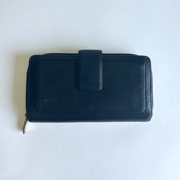 Fossil Black Genuine Leather Snap Closure Zip Around Wallet - Picture 2 of 15